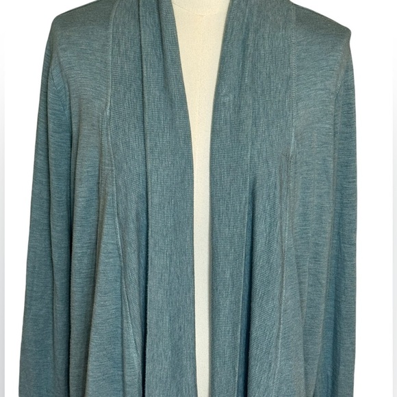 Athleta Cardigan Sweater Soft Long Size S M Blue Pockets‎ Casual Relaxed Fall - Picture 3 of 7